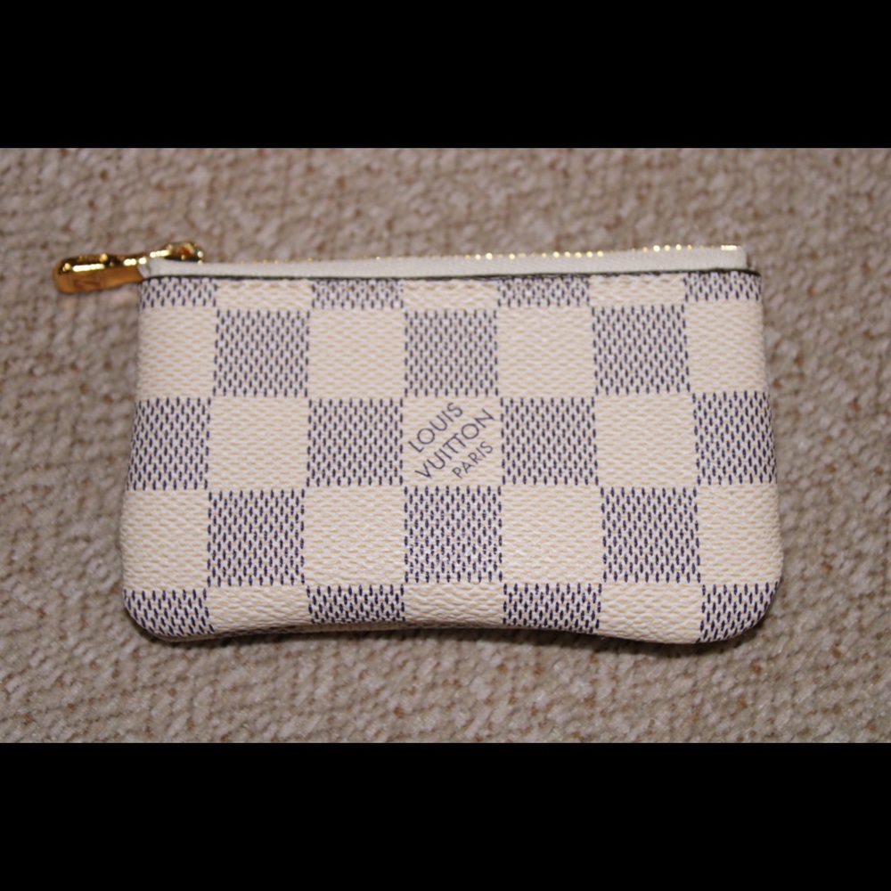 Key pouch
